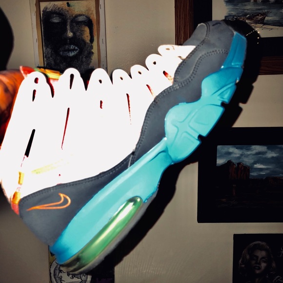 Custom kicks !!!!!! - Picture 2 of 2